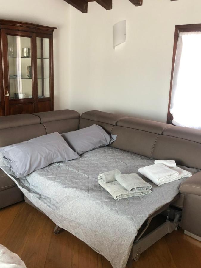 Villa Trevisi - Apartment เตรวิโซ ภายนอก รูปภาพ