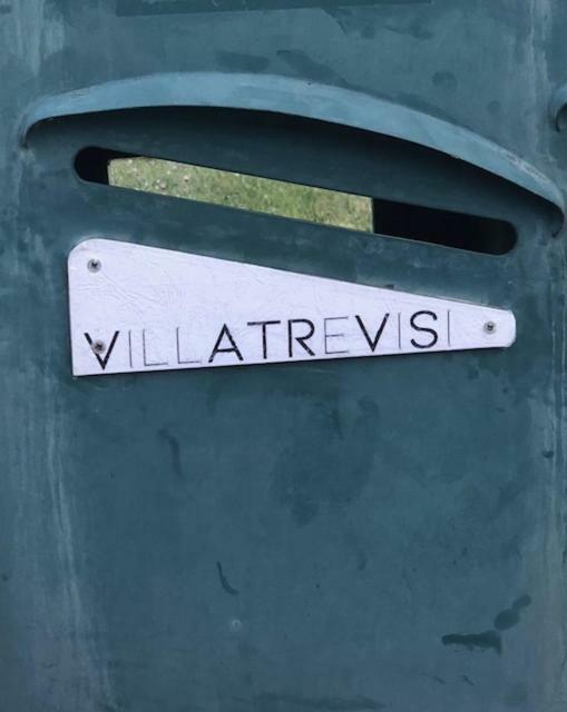 Villa Trevisi - Apartment เตรวิโซ ภายนอก รูปภาพ